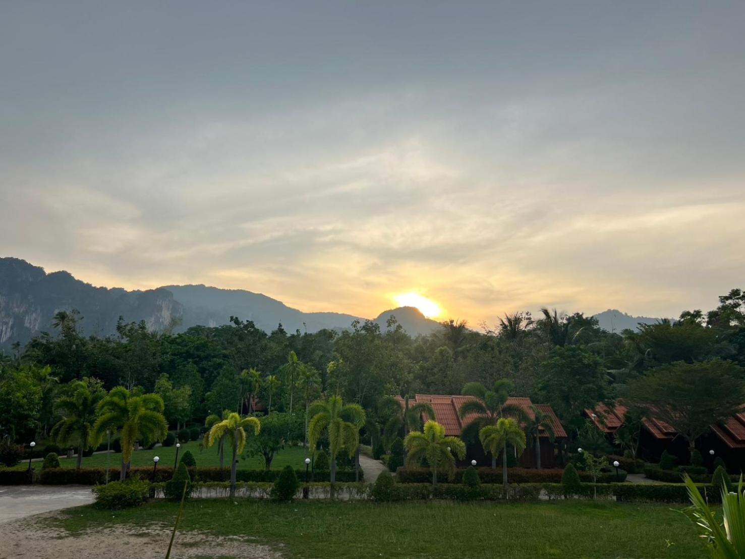 Diamond Beach Resort Ao Nam Mao Eksteriør bilde